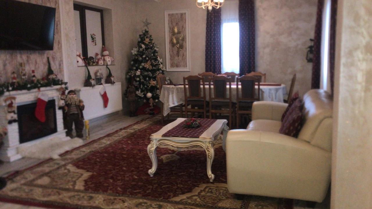 Casa Cu Pitici Guest House Вама Екстериор снимка