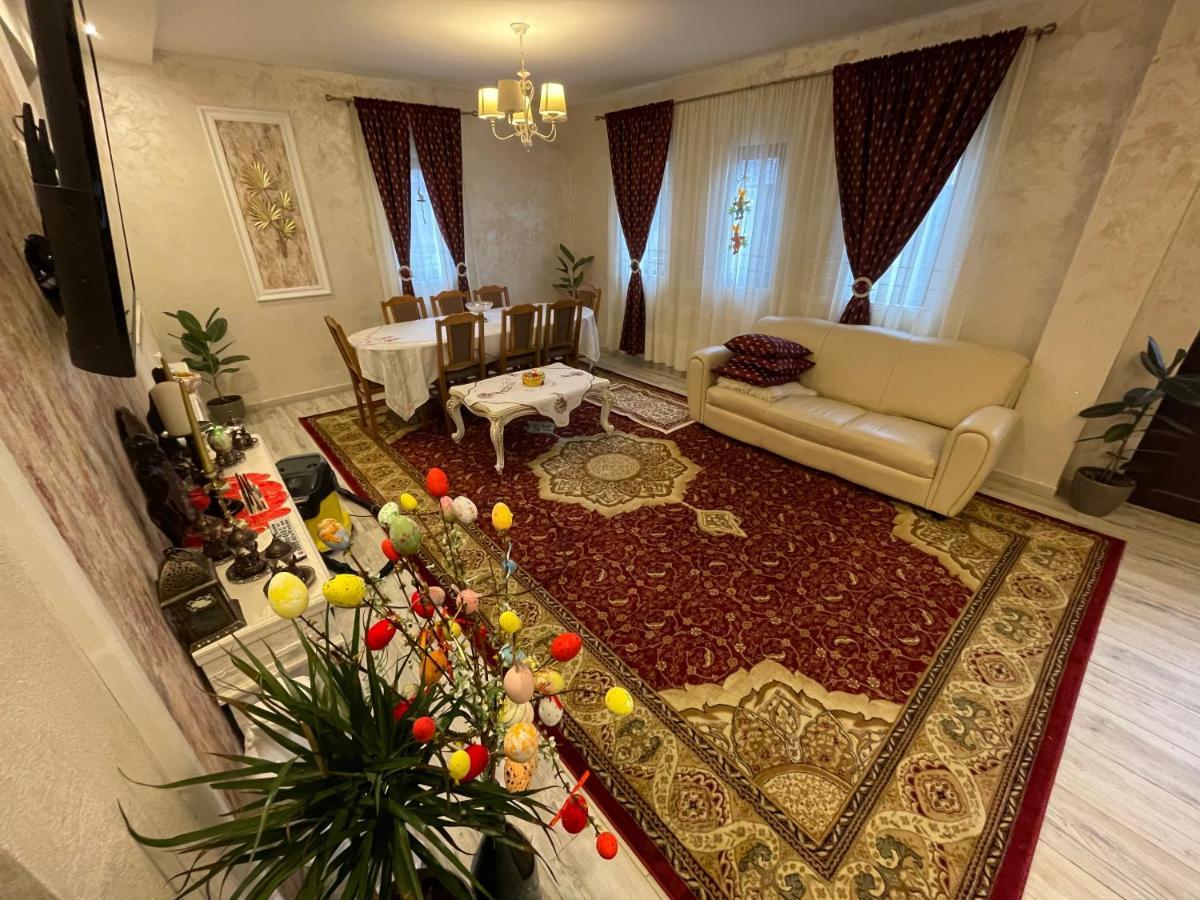 Casa Cu Pitici Guest House Вама Екстериор снимка