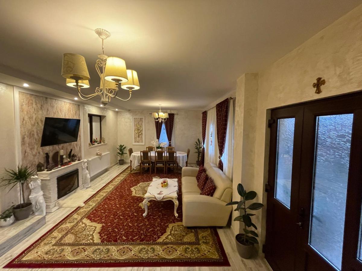 Casa Cu Pitici Guest House Вама Екстериор снимка