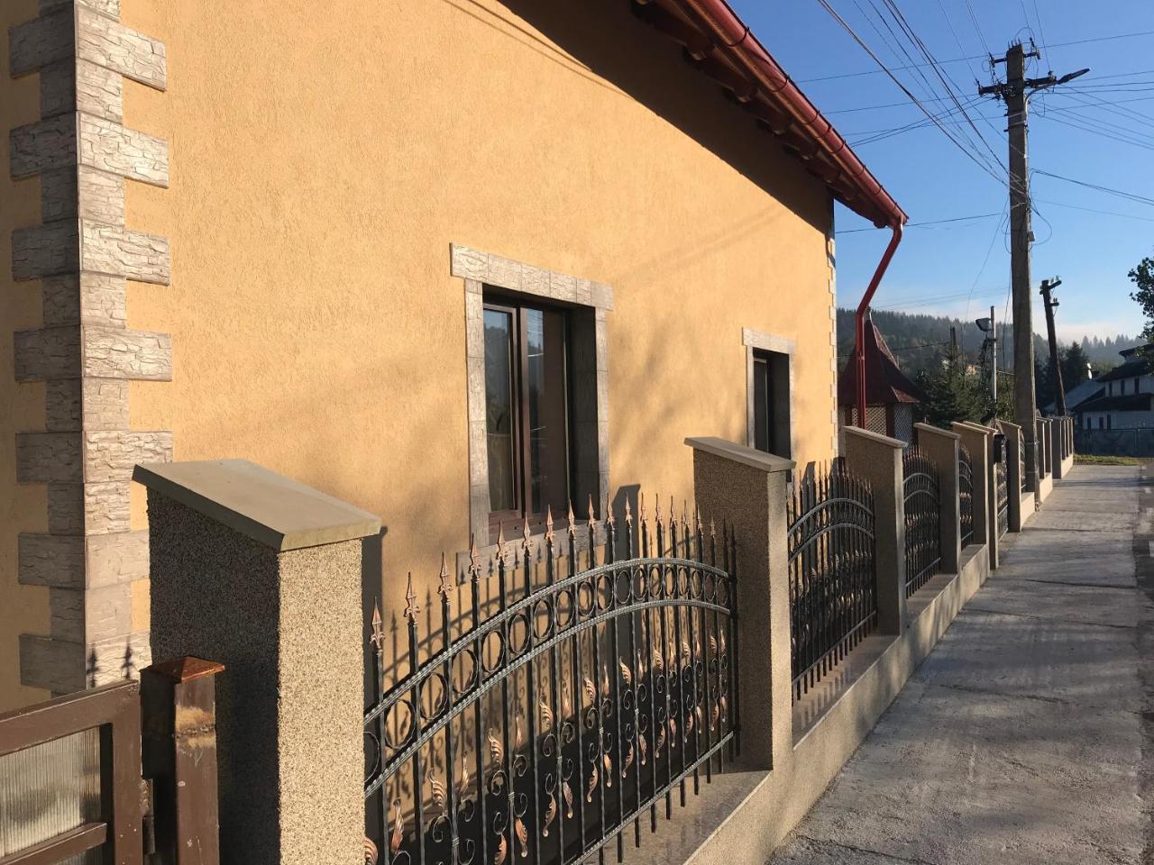 Casa Cu Pitici Guest House Вама Екстериор снимка